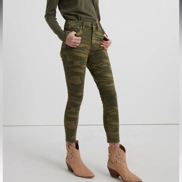 Lucky Brand Bridgette High Rise Camo Olive Green Skinny Crop Jeans size 10/30 - Picture 1 of 11